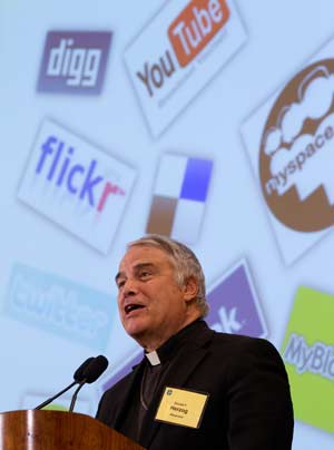 2SocialNetwork
