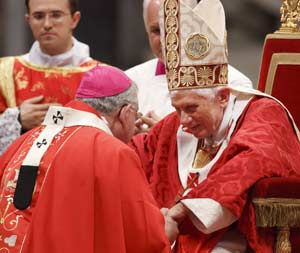 Pope-Palliums2