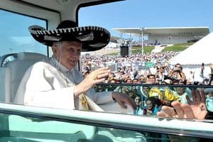 pope-sombrero