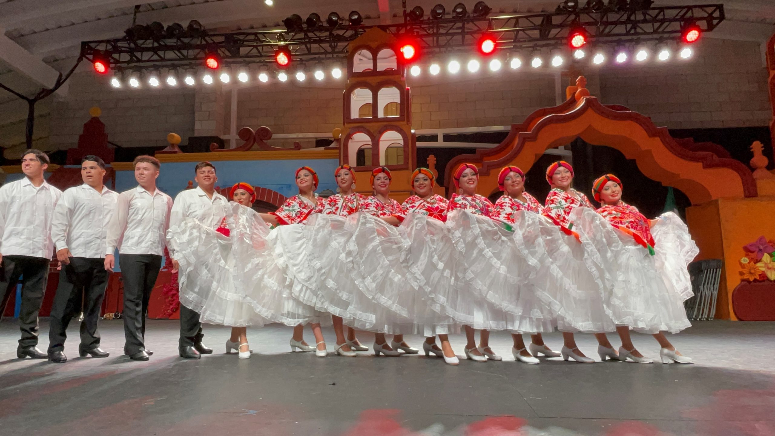Dancers2