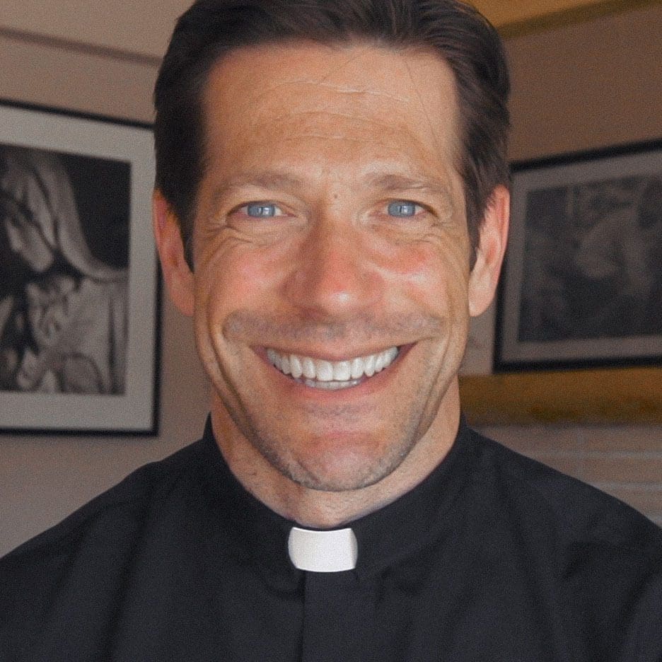 Fr-Mike-Schmitz-Headshot