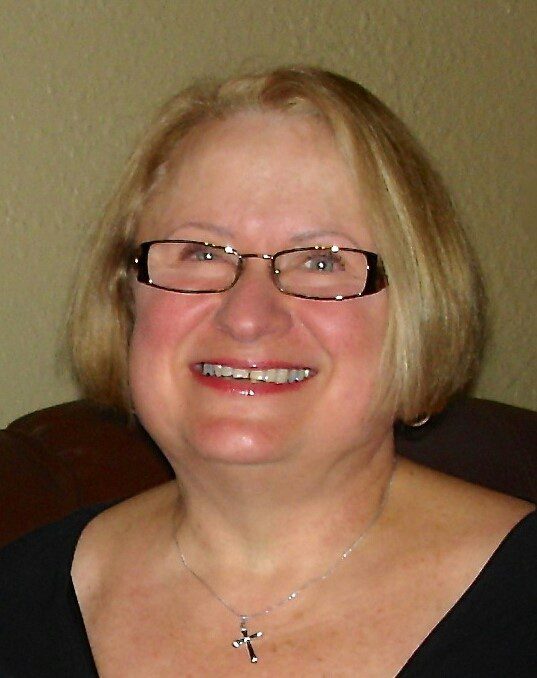 Edell Schaefer, head shot, Single Again facilitator 1.2024