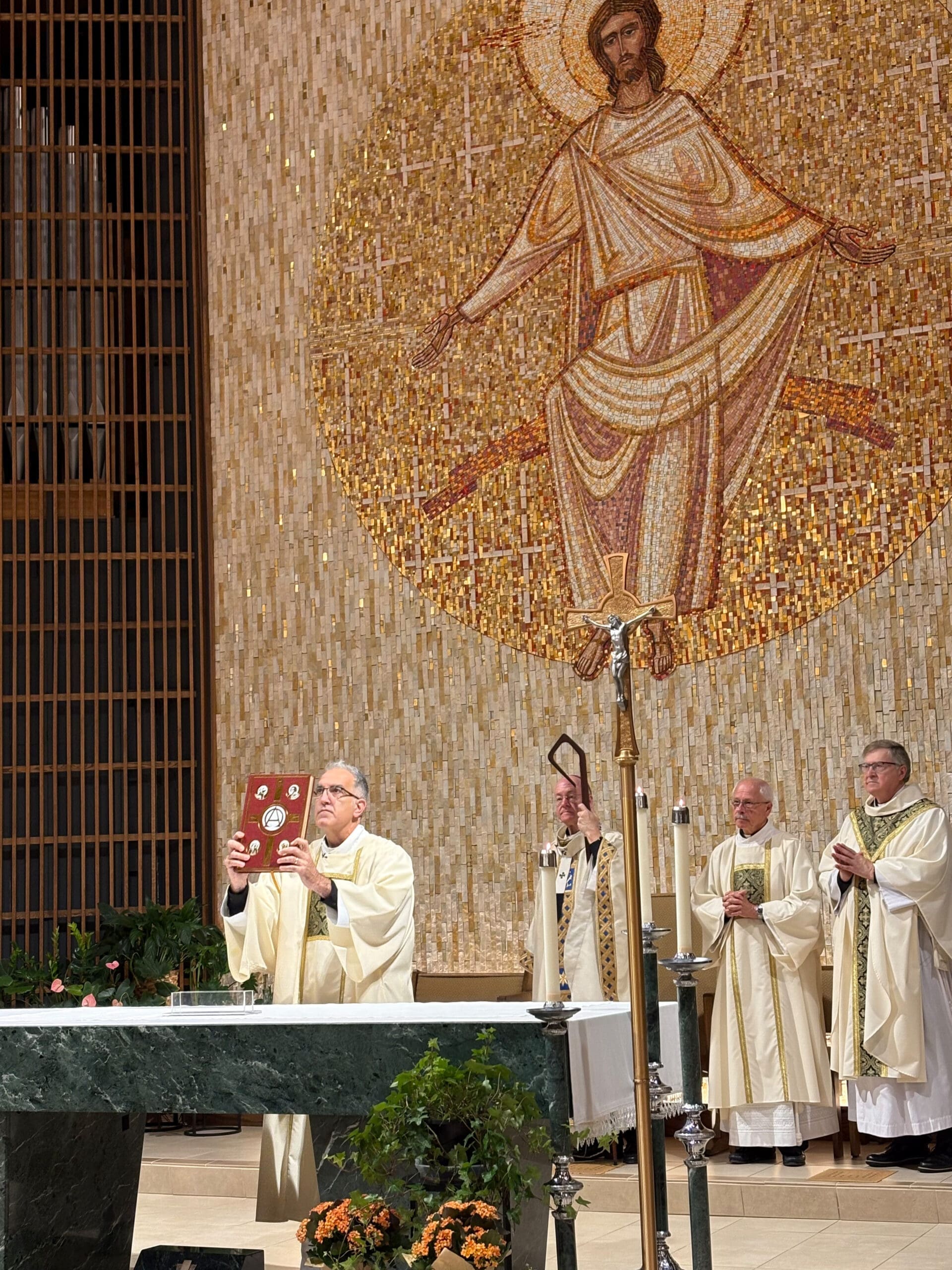 White Mass_007_StDominicBrookfield