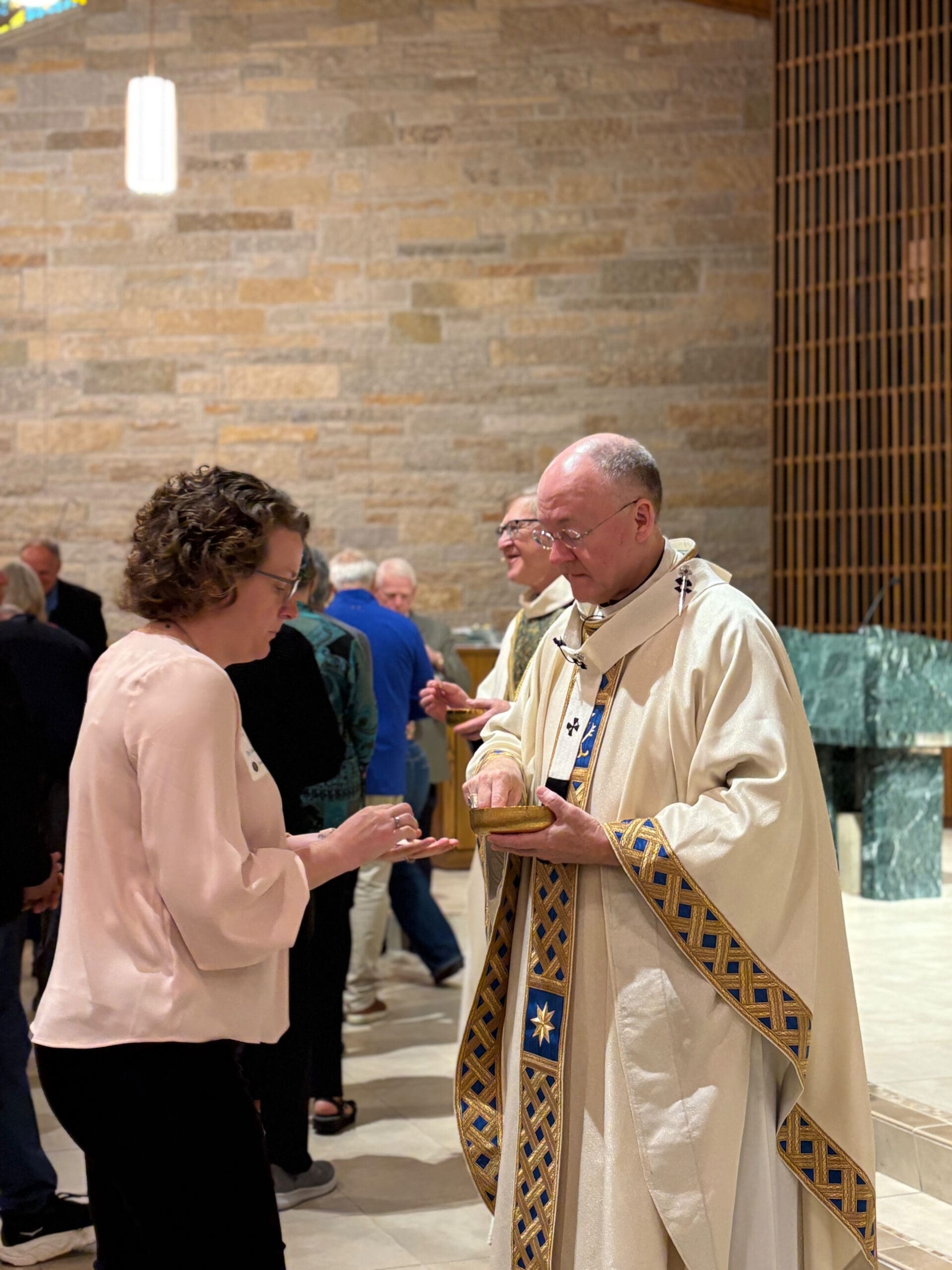 White Mass_015_StDominicBrookfield